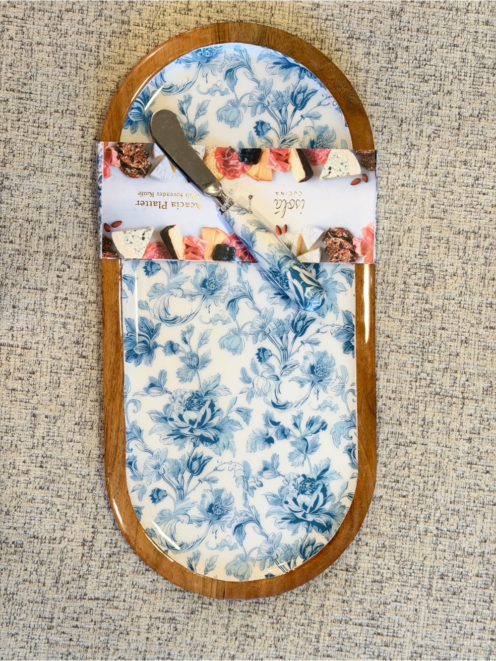 Isola Cucina Acacia Wood Platter Serving Board w/ Spreader Knife Blue Floral